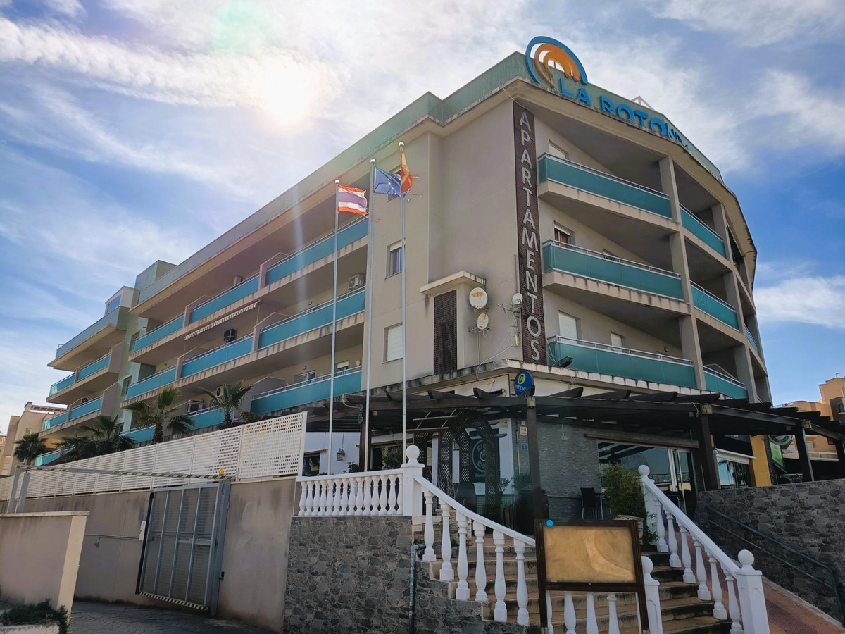 For sale - 2 Bedroom 1 Bathroom Apartmentin Cabo Roig a - Cabo Roig  - Alicante