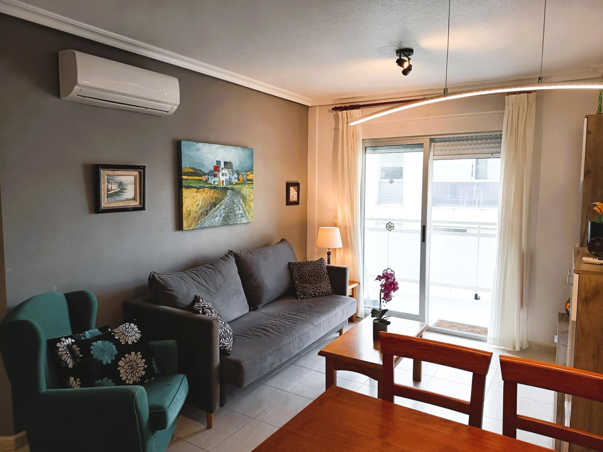 For sale - 2 Bedroom 1 Bathroom Penthouse in Cabo Roig - Cabo Roig  - Alicante