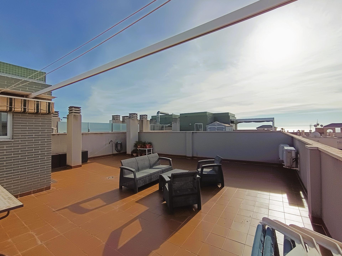 For sale - 2 Bedroom 1 Bathroom Penthouse in Cabo Roig - Cabo Roig  - Alicante