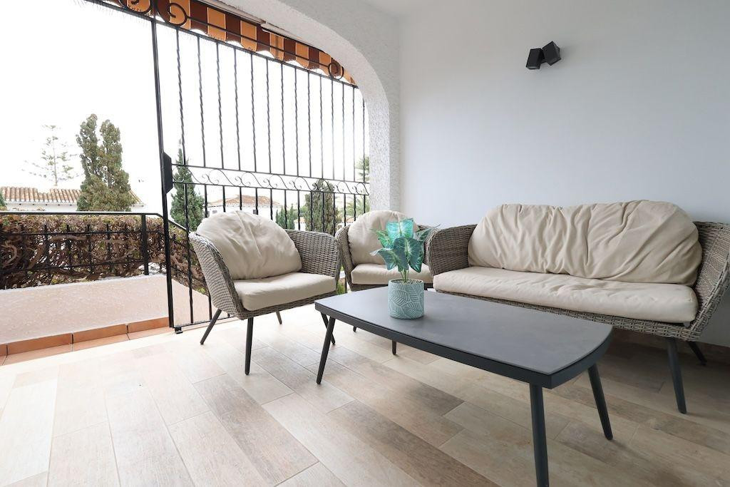 For sale - 4 Bedroom 3 Bathroom Townhouse in Cabo Roig - Cabo Roig  - Alicante