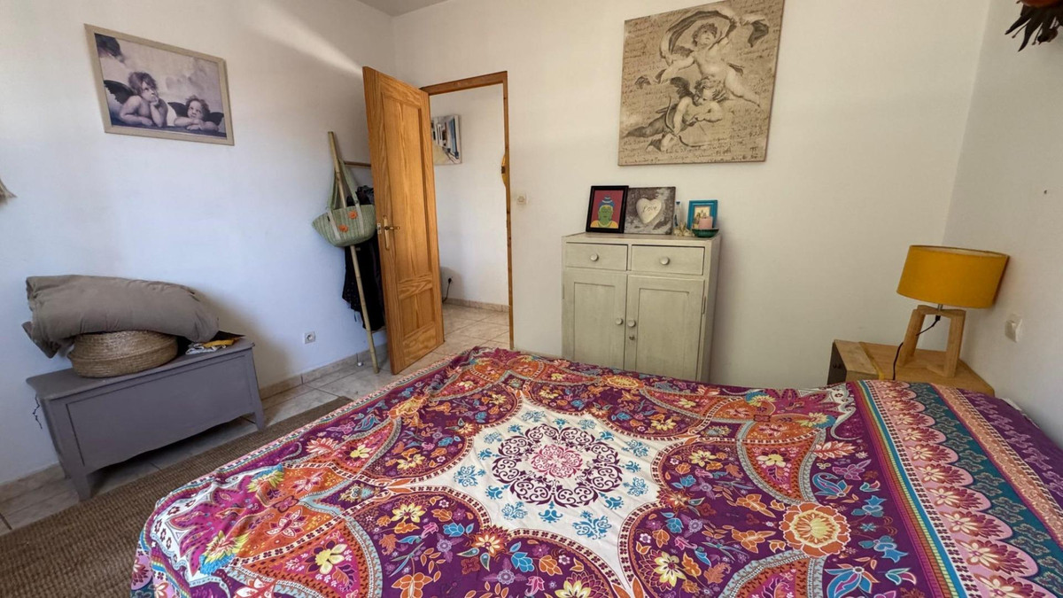 For sale - 6 Bedroom 2 Bathroom House - Finca - Cortijo in Albatera - Albatera Centro  - Alicante