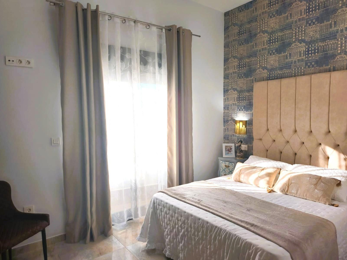 For sale - 3 Bedroom 2 Bathroom House - Detached Villa in Pilar de la Horadada - Torre de la Horadada  - Alicante