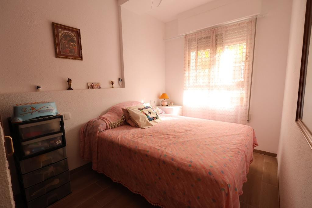 For sale - 3 Bedroom 1 Bathroom Apartment in la Mata - Torrevieja Centro  - Alicante