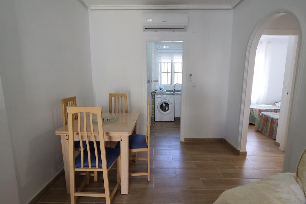 For sale - 2 Bedroom 1 Bathroom apartment in Villamartin - Orihuela Costa  - Alicante