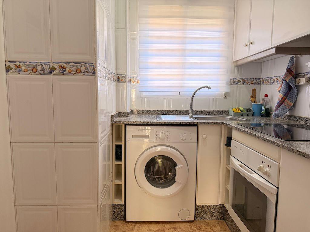 For sale - 2 Bedroom 1 Bathroom Apartment in Villamartin - Orihuela Costa  - Alicante