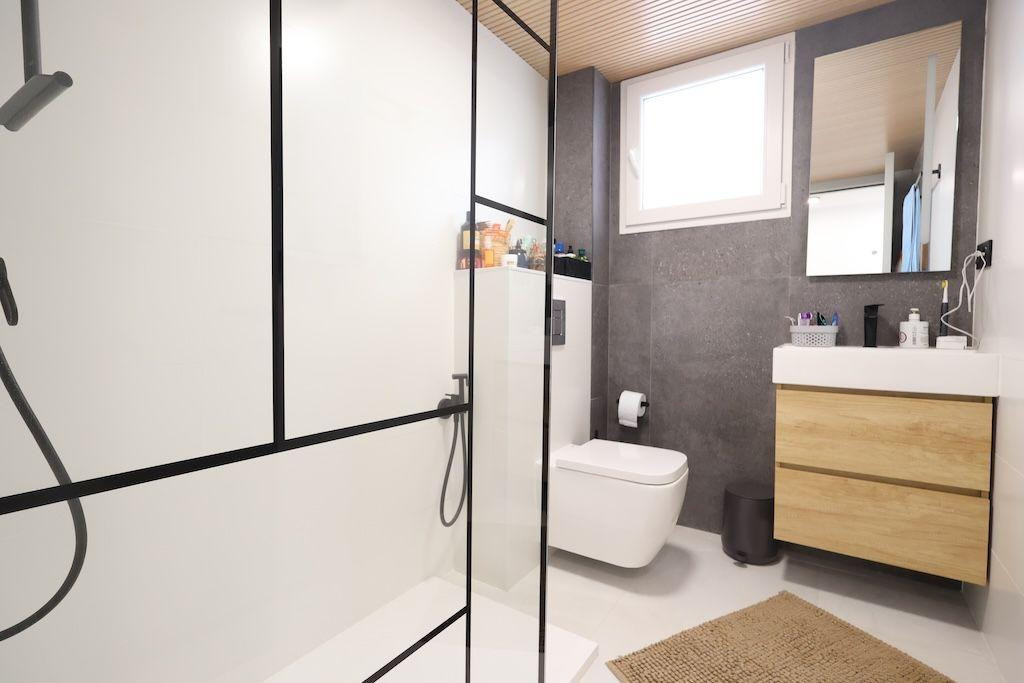 For sale - 3 Bedroom 2 Bathroom Apartment - Middle Floor Apartment in Pilar de la Horadada - Pilar de la Horadada Centro  - Alicante