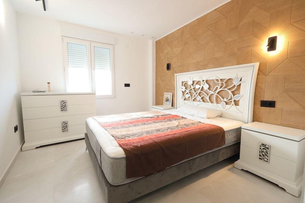 For sale - 3 Bedroom 2 Bathroom Apartment - Middle Floor Apartment in Pilar de la Horadada - Pilar de la Horadada Centro  - Alicante
