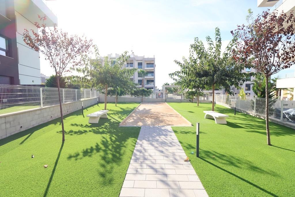For sale - 2 Bedroom 2 Bathroom Apartment - Middle Floor Apartment in Orihuela - Orihuela Costa  - Alicante
