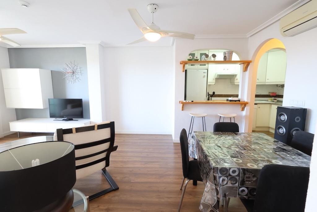 For sale - 2 Bedroom 1 Bathroom Apartment - Penthouse in Orihuela - Mil Palmeras  - Alicante