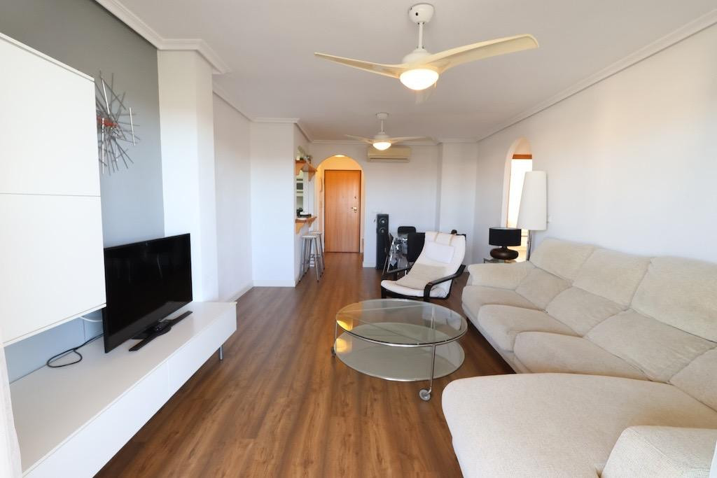 For sale - 2 Bedroom 1 Bathroom Apartment - Penthouse in Orihuela - Mil Palmeras  - Alicante