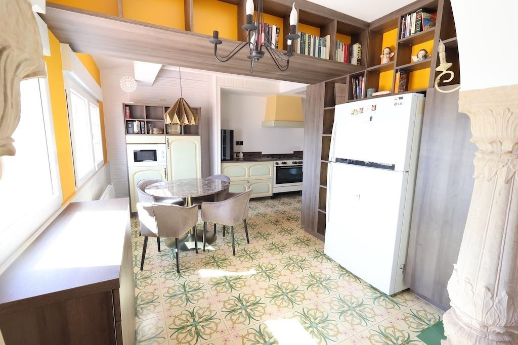 For sale - 4 Bedroom 3 Bathroom House - Detached Villa in Orihuela - Villamartin  - Alicante