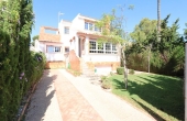 76-R5119288/76592, 4 Bedroom 3 Bathroom House - Detached Villa in Orihuela