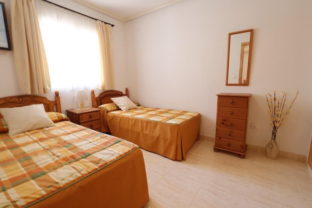 For sale - 2 Bedroom 2 Bathroom House - Bungalow in Orihuela - Punta Prima  - Alicante