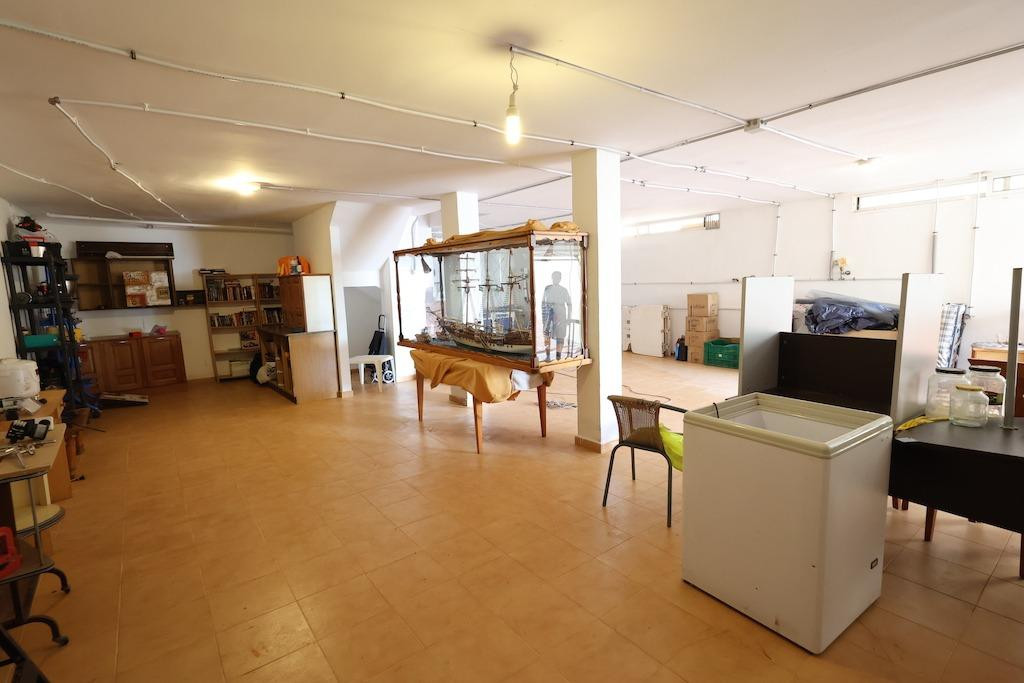 For sale - 4 Bedroom 3 Bathroom House - Detached Villa in Orihuela - Playa Flamenca  - Alicante