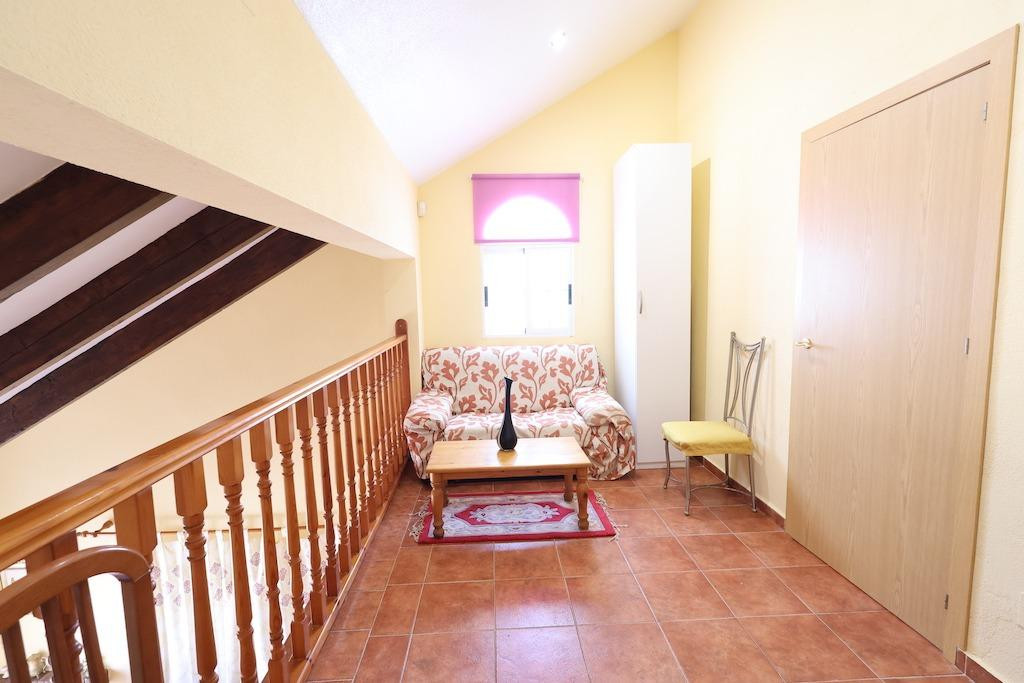 For sale - 4 Bedroom 3 Bathroom House - Detached Villa in Orihuela - Playa Flamenca  - Alicante