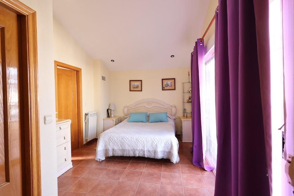 For sale - 4 Bedroom 3 Bathroom Detached Villa in Playa Flamenca - Playa Flamenca  - Alicante