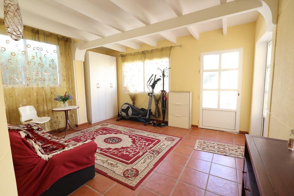 For sale - 4 Bedroom 3 Bathroom Detached Villa in Playa Flamenca - Playa Flamenca  - Alicante