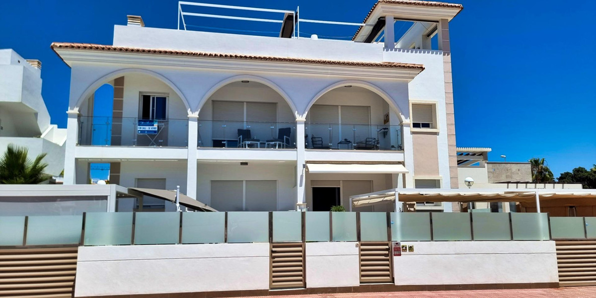 For sale - 2 Bedroom 2 Bathroom House - Bungalow in Rojales - Rojales Centro  - Alicante