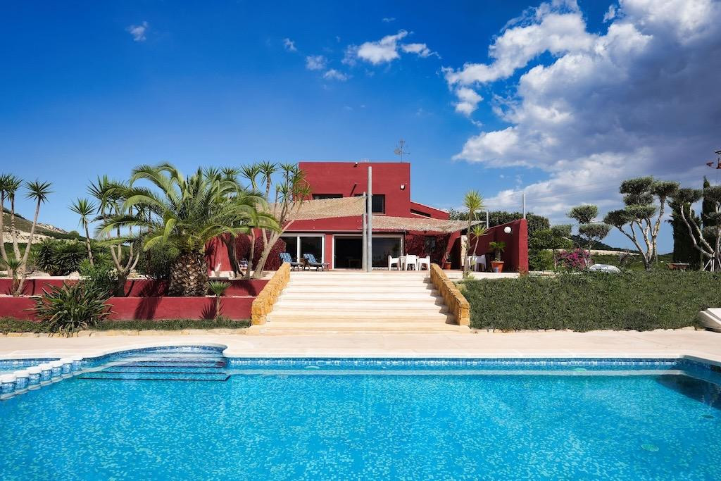 For sale - 4 Bedroom 3 Bathroom House - Finca - Cortijo in Orihuela - Torremendo  - Alicante