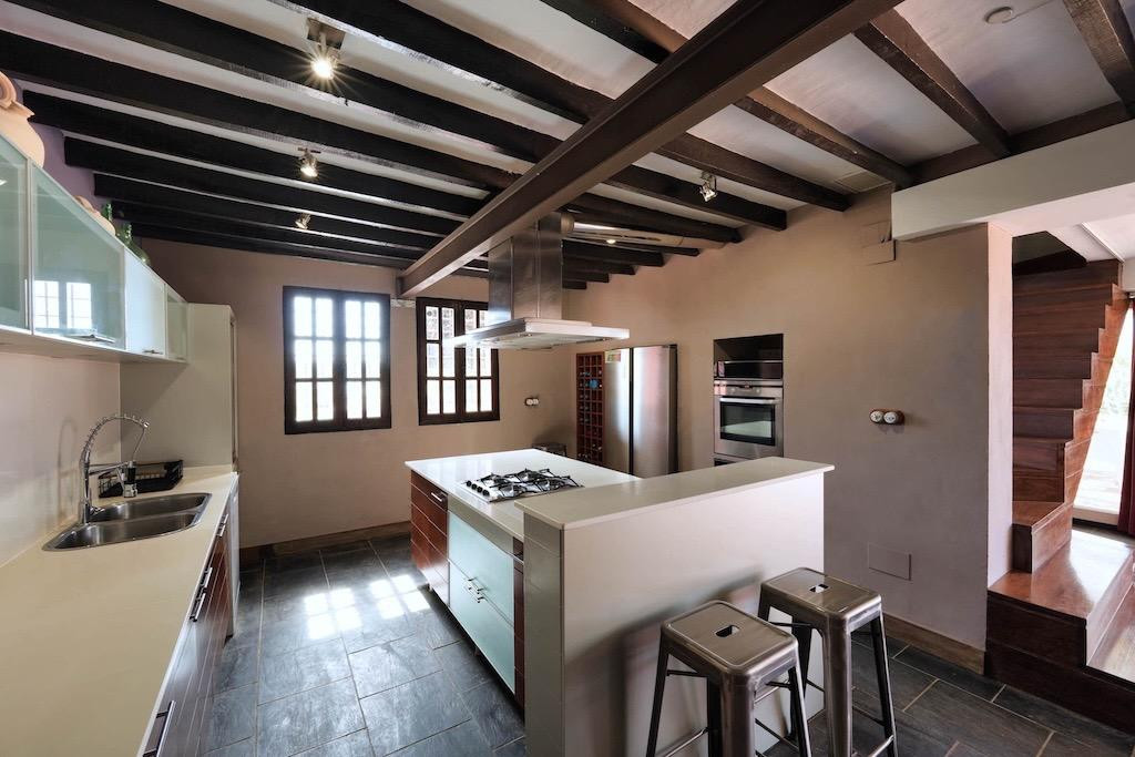 For sale - 4 Bedroom 3 Bathroom House - Finca - Cortijo in Orihuela - Torremendo  - Alicante