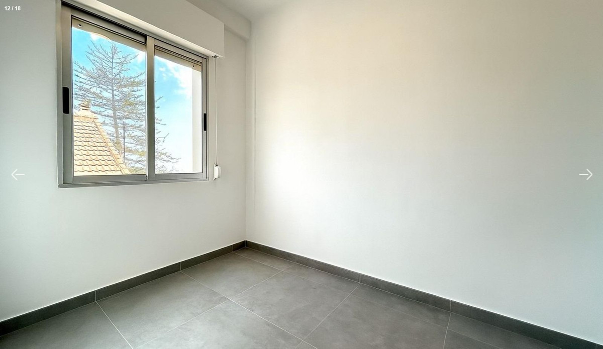 For sale - 2 Bedroom 1 Bathroom Apartment - Middle Floor Apartment in Pilar de la Horadada - Torre de la Horadada  - Alicante