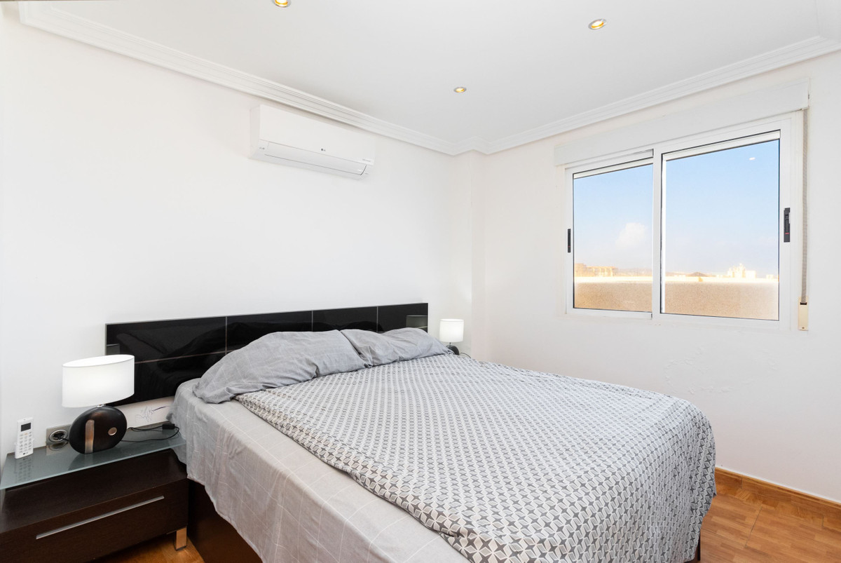 For sale - 3 Bedroom 1 Bathroom  Sea View Apartment in La Mata - La Mata  - Alicante