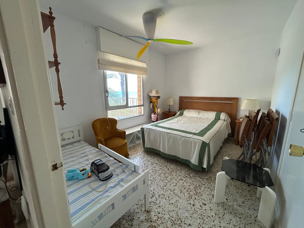 For sale - 3 Bedroom 2 Bathroom Apartment - Ground Floor Apartment in Torrevieja - Torrevieja Centro  - Alicante
