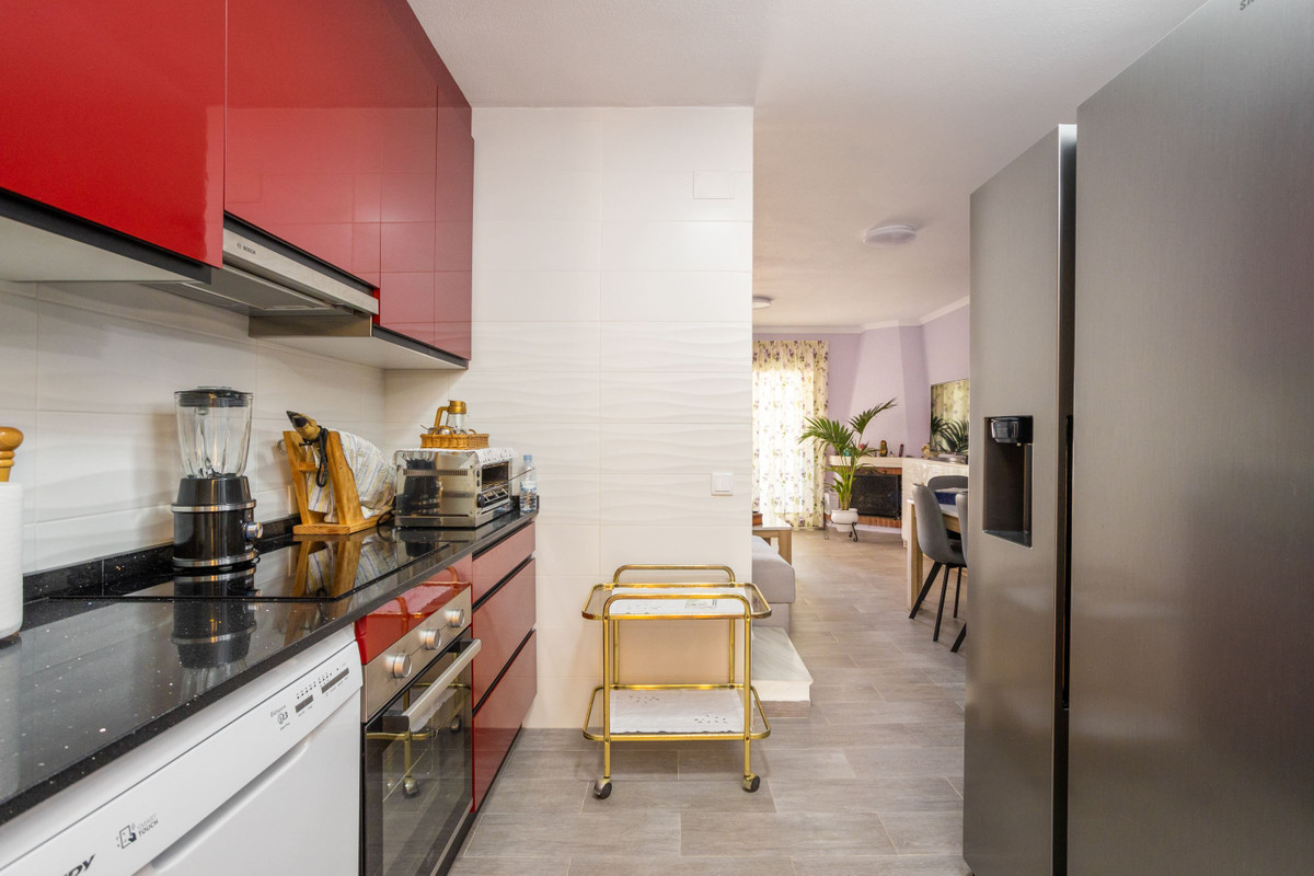 For sale - 2 Bedroom 2 Bathroom House - Townhouse in Torrevieja - Torrevieja Centro  - Alicante