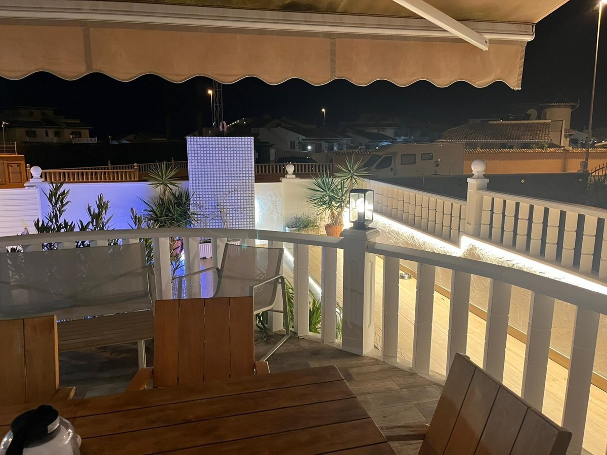 For sale - 3 Bedroom 2 Bathroom House - Townhouse in Orihuela - Lomas de Cabo Roig  - Alicante
