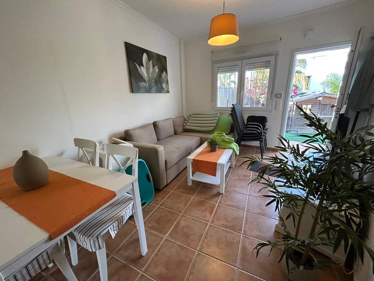 For sale - 2 Bedroom 1 Bathroom House - Townhouse in Orihuela - Mil Palmeras  - Alicante
