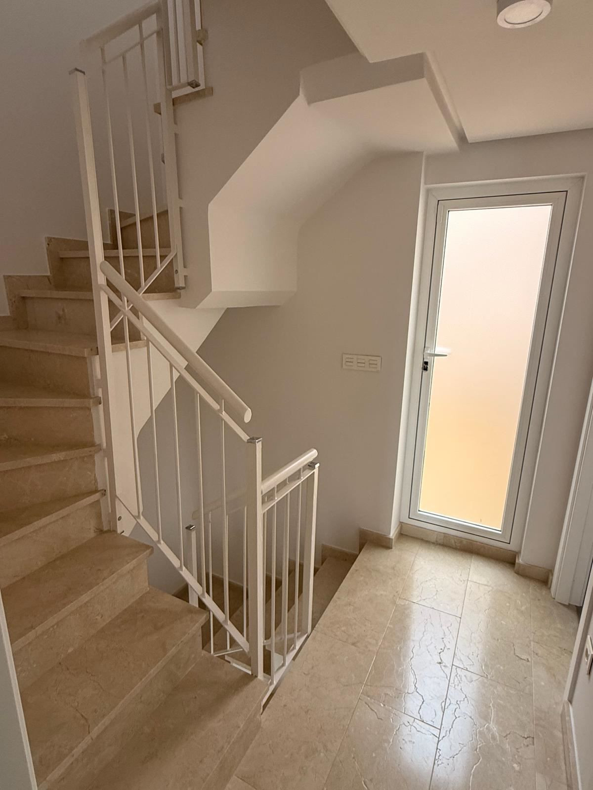 For sale - 3 Bedroom 3 Bathroom House - Townhouse in Santa Pola - Santa Pola Centro  - Alicante