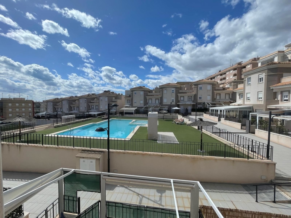 3 Bedroom 3 Bathroom House - Townhouse in Santa Pola