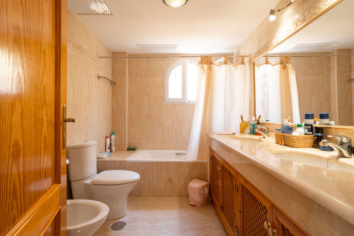 For sale - 3 Bedroom 2 Bathroom House - Detached Villa in Cartagena - Playa Honda  - Murcia