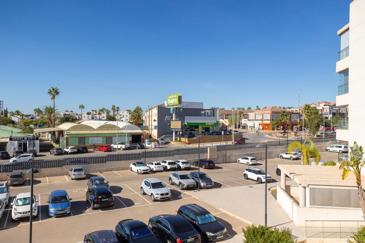 For sale - 4 Bedroom 2 Bathroom Apartment - Middle Floor Apartment in Orihuela - Los Dolses  - Alicante
