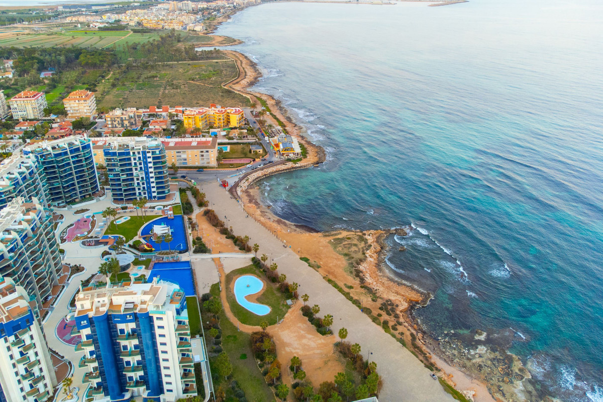 For sale - 3 Bedroom 2 Bathroom Apartment - Penthouse in Orihuela - Punta Prima  - Alicante