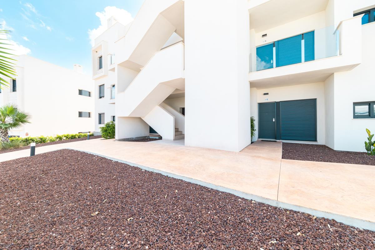 For sale - 3 Bedroom 2 Bathroom Apartment - Middle Floor Apartment in Pilar de la Horadada - Pilar de la Horadada Centro  - Alicante