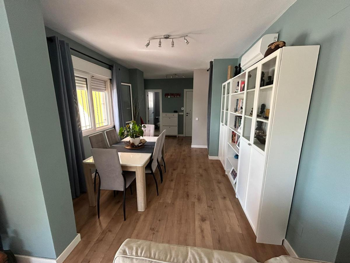 For sale - 3 Bedroom 3 Bathroom House - Detached Villa in San Miguel de Salinas - San Miguel de Salinas Centro  - Alicante