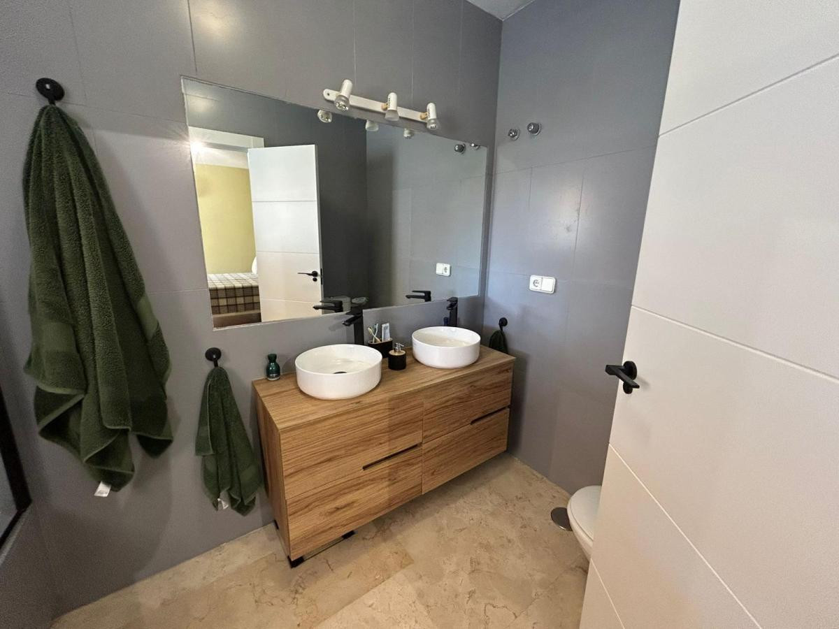 For sale - 3 Bedroom 3 Bathroom House - Detached Villa in San Miguel de Salinas - San Miguel de Salinas Centro  - Alicante