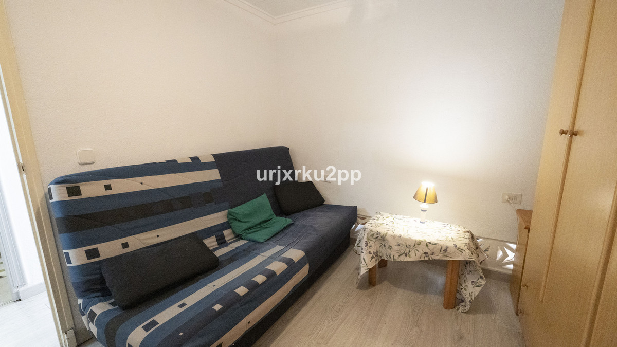 For sale - 3 Bedroom 2 Bathroom House - Townhouse in Torrevieja - Torrevieja Centro  - Alicante
