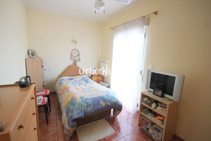 For sale - 5 Bedroom 3 Bathroom House - Detached Villa in Torrevieja - Aguas Nuevas  - Alicante