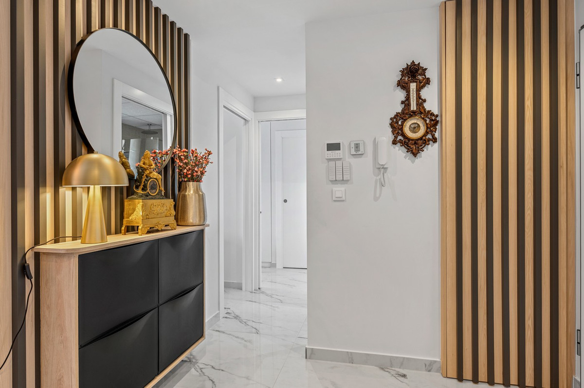 For sale - 2 Bedroom 2 Bathroom Apartment - Middle Floor Apartment in Orihuela - Los Altos  - Alicante