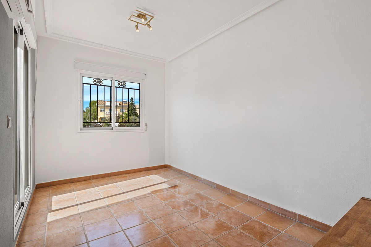 For sale - 3 Bedroom 1 Bathroom House - Detached Villa in Orihuela - Orihuela Costa  - Alicante
