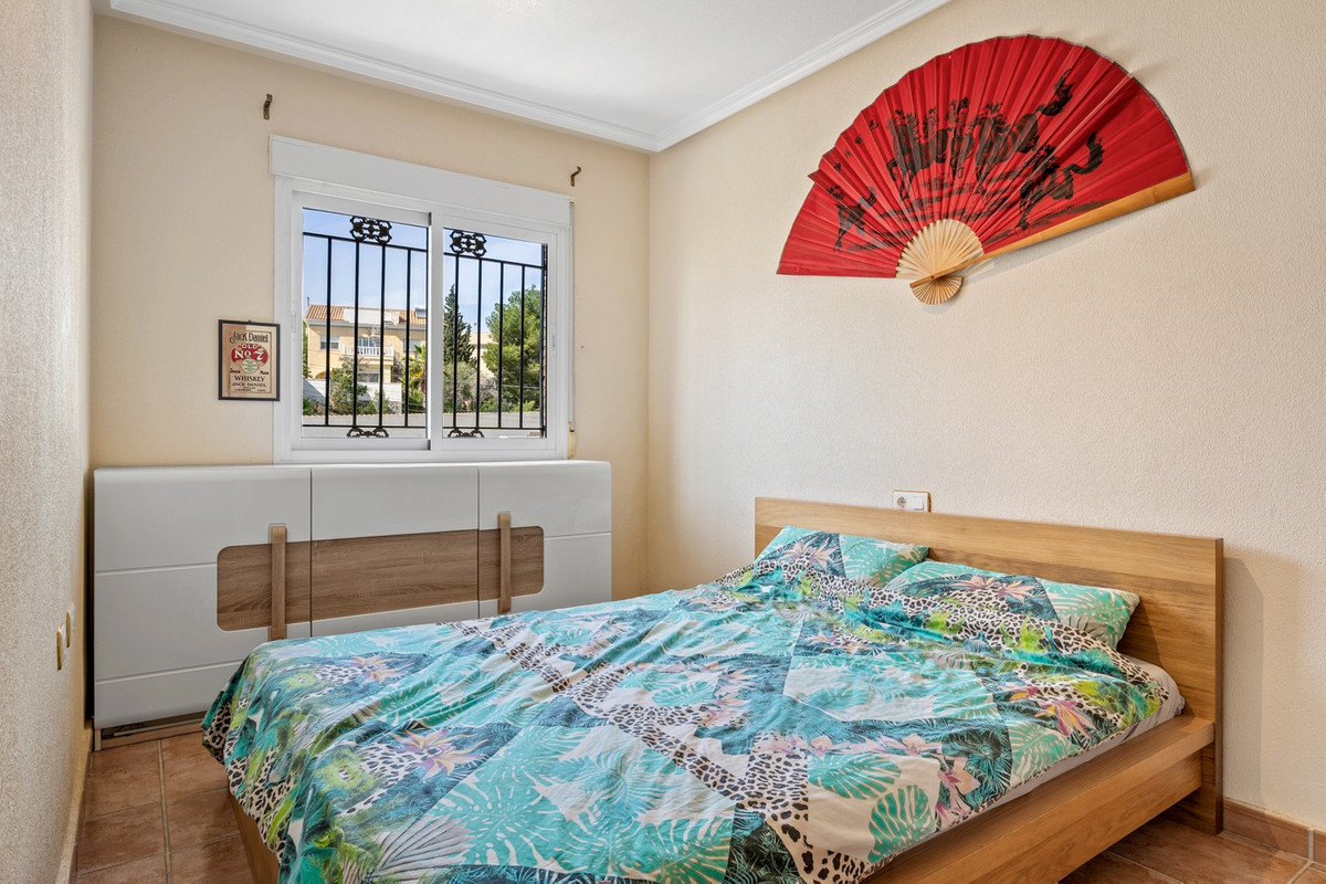 For sale - 3 Bedroom 1 Bathroom House - Detached Villa in Orihuela - Orihuela Costa  - Alicante