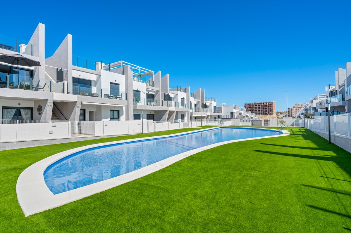 For sale - 2 Bedroom 2 Bathroom Apartment - Penthouse in San Miguel de Salinas - San Miguel  - Alicante