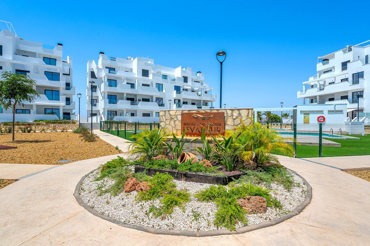 For sale - 2 Bedroom 2 Bathroom Apartment - Middle Floor Apartment in Torre-Pacheco - Santa Rosalia Lake and Life Resort  - Murcia