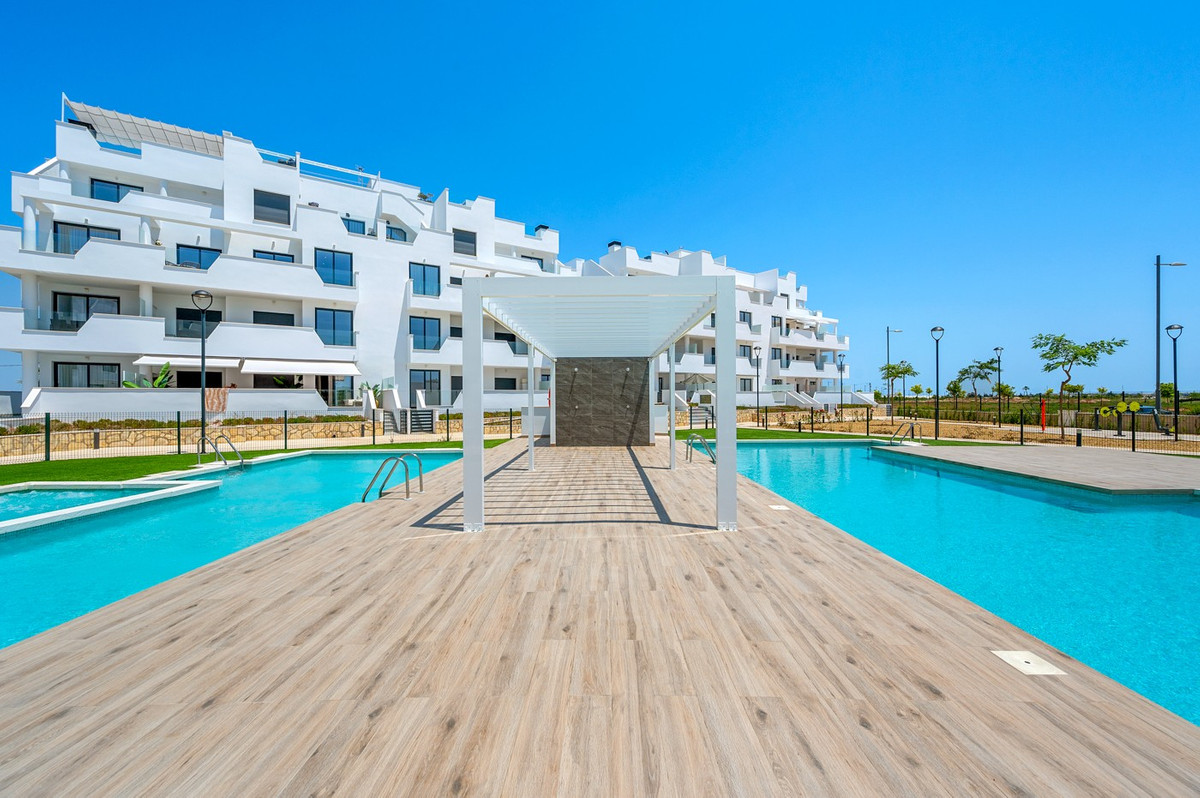For sale - 2 Bedroom 2 Bathroom Apartment - Middle Floor Apartment in Torre-Pacheco - Santa Rosalia Lake and Life Resort  - Murcia