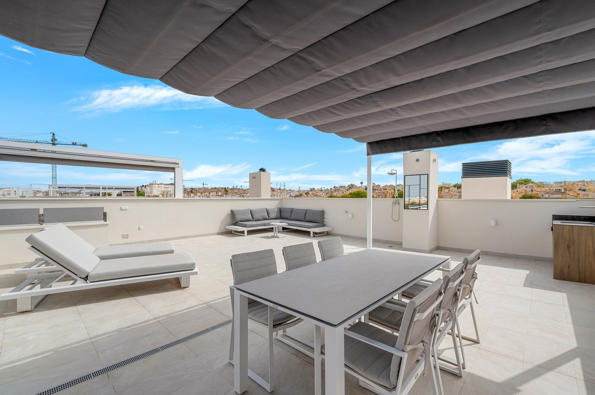 For sale - 2 Bedroom 2 Bathroom Apartment - Ground Floor Apartment in Orihuela - Los Altos  - Alicante