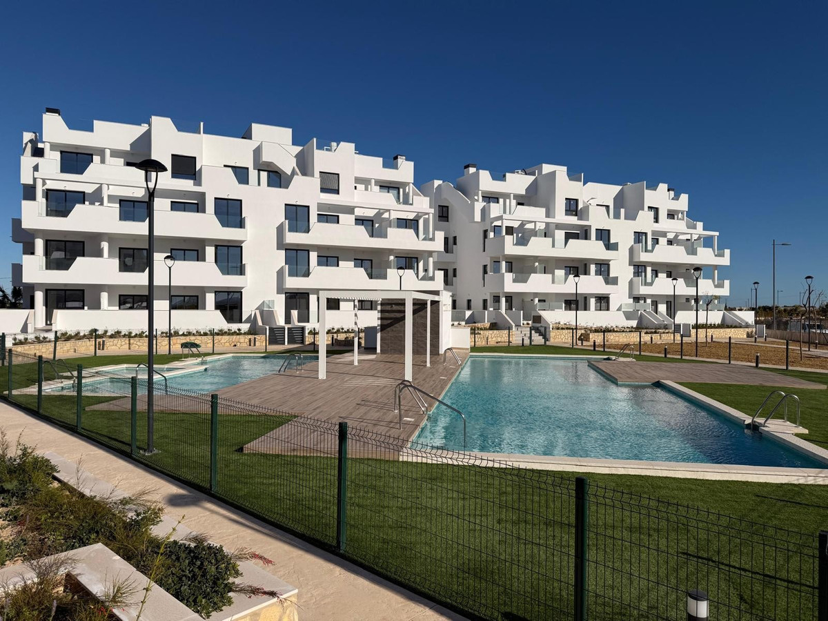 For sale - 2 Bedroom 2 Bathroom Apartment - Ground Floor Apartment in Torre-Pacheco - Santa Rosalia Lake and Life Resort  - Murcia