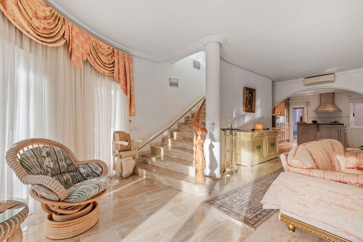 For sale - 5 Bedroom 3 Bathroom House - Townhouse in Rojales - Dona Pepa  - Alicante