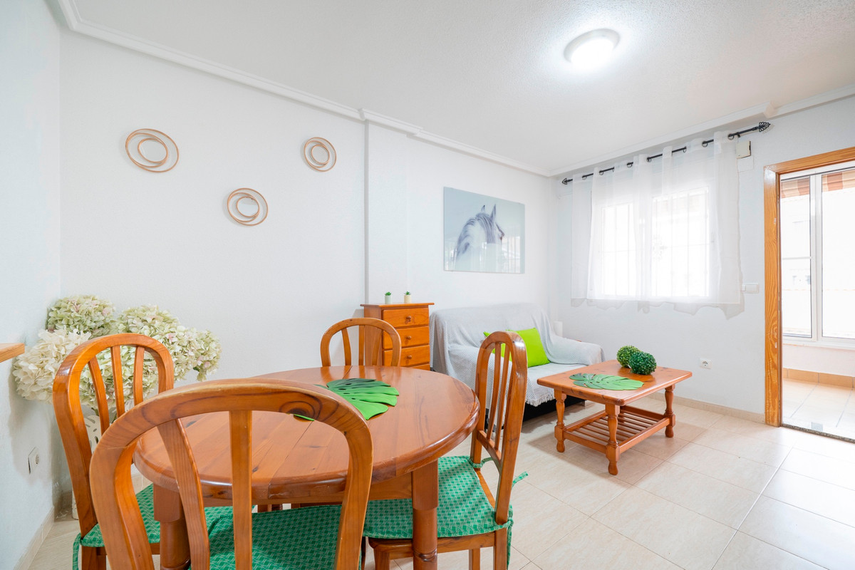 For sale - 2 Bedroom 2 Bathroom House - Townhouse in Rojales - Ciudad Quesada  - Alicante